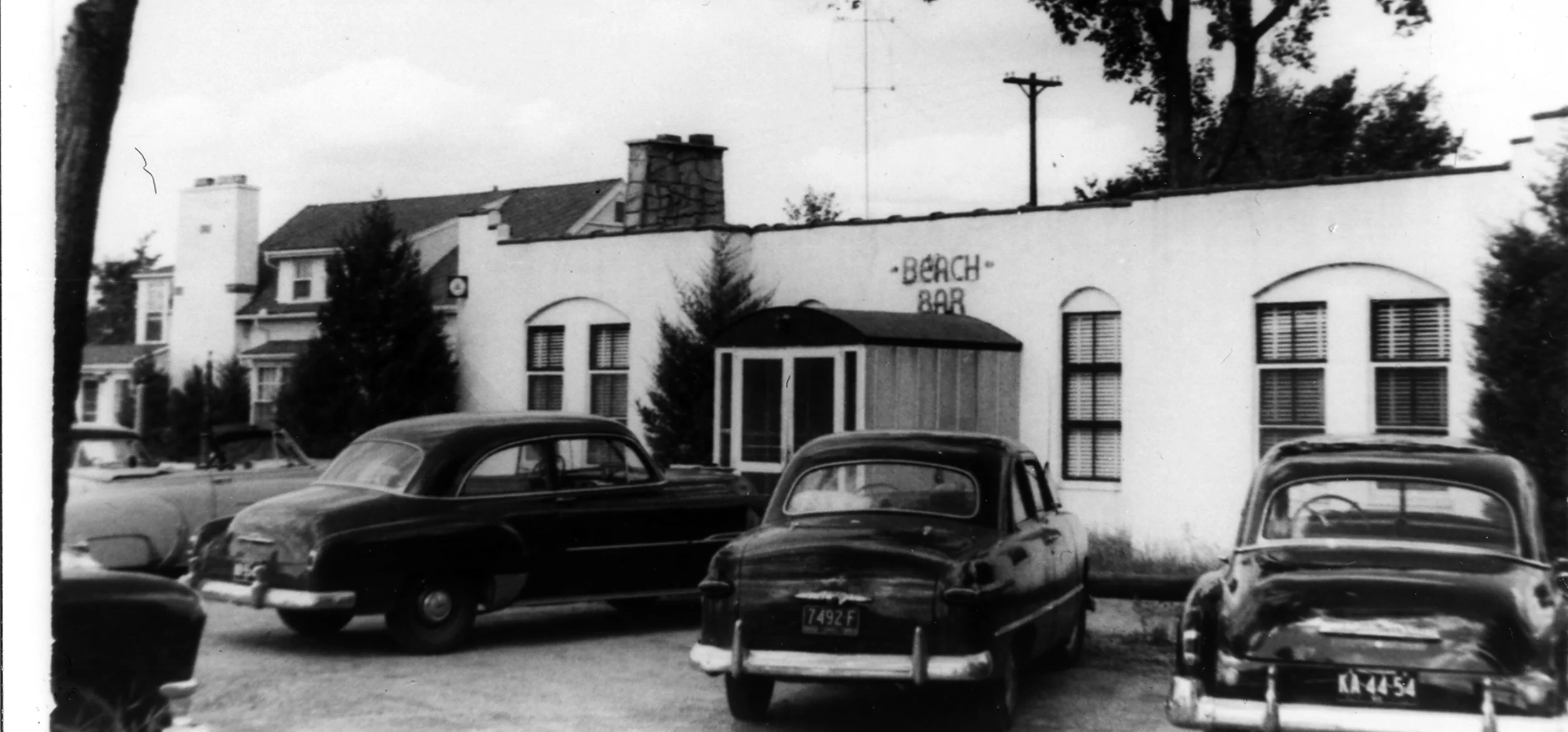 Est. 1946 — Beach Bar & Restaurant